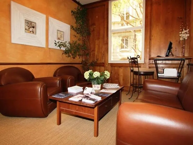 אביניון Hotel De L'Horloge צרפת
