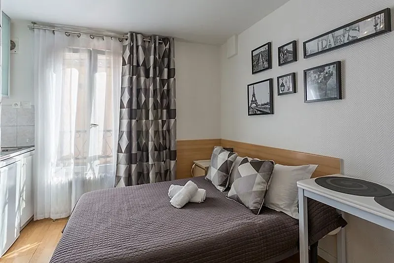 אביניון Hotel De L'Horloge